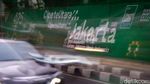 Slogan Era Anies Berganti di Mural Jalan Fatmawati Jaksel