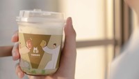 Tomoro Coffee punya menu Es Cendol Aren yang sayang dilewatkan. Paduan gula arennya yang manis legit membuat rasa es cendol makin nikmat. Harganya sekitar Rp 28 ribu. Foto: tomorocoffee.id