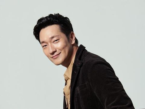 Son Suk Ku