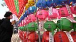 Warna-warni Lentera Meriahkan Ulang Tahun Buddha di Korea Selatan