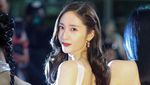 7 Potret Krystal Jung Cantik Memesona di Karpet Merah Cannes 2023