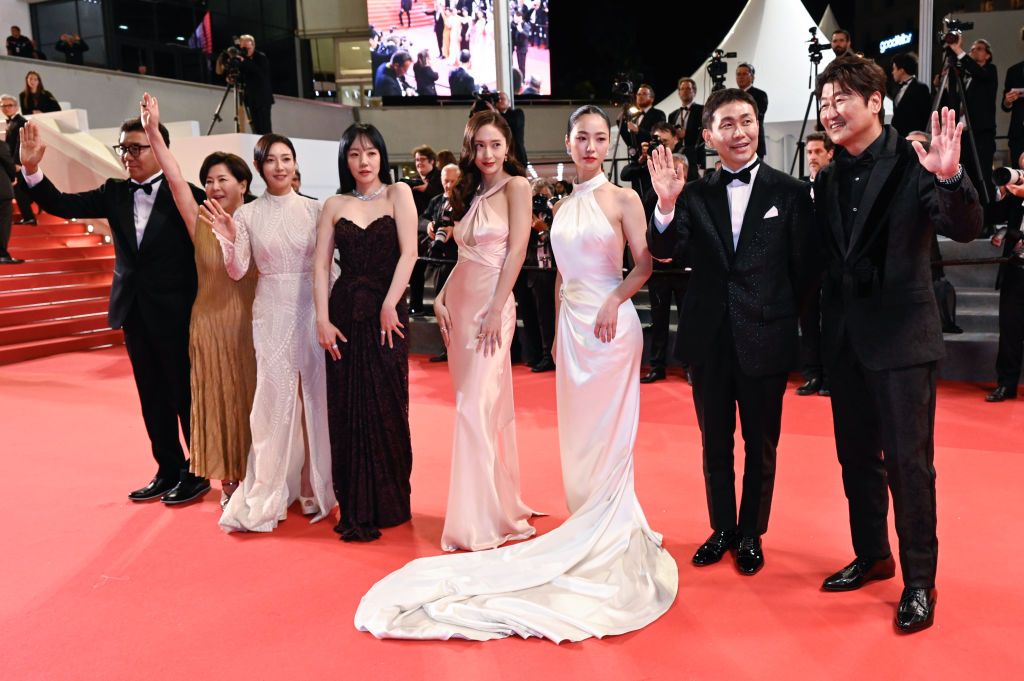 CANNES, FRANCE - MAY 25: Kim Ji-woon, Park Jeong-su, Jang Young-nam, Lim Su-jeong, Krystal Jung, Jeon Yeo-Been, Oh Jung-se and Director Song Kang-ho attend the 