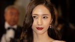 7 Potret Krystal Jung Cantik Memesona di Karpet Merah Cannes 2023