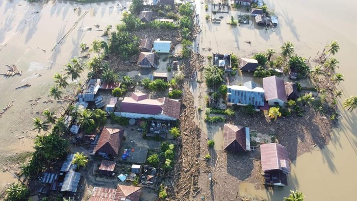 Banjir bandang di Parigi Moutong, Sulteng.