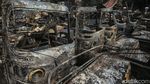 Belasan Bajaj Hangus Terbakar di Duren Sawit