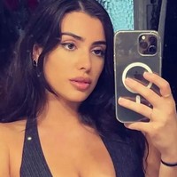 Bianca Censori yang disebut sebagai istri Kanye West itu gayanya semakin berubah setelah bersama sang rapper. Foto: dok. Instagram/@bianca.censori_official