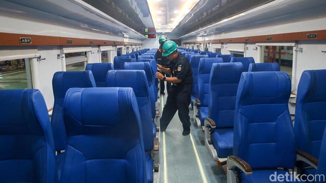 Bye-bye Kursi Tegak Kereta Ekonomi