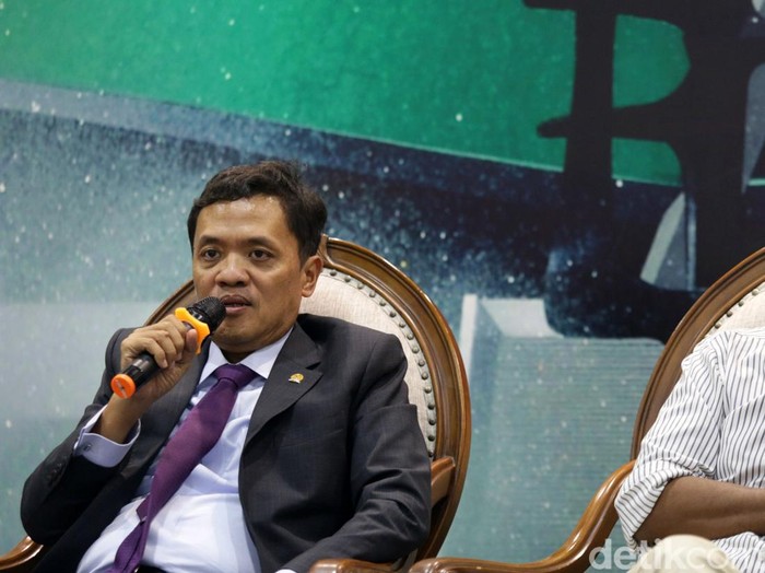 Anggota Komisi III DPR RI Habiburokhman, Pakar Hukum Tata Negara Universitas Khairun Ternate, Margarito Kamis, Anggota Komisi III DPR RI, Supriansah dan Dosen Fakultas Hukum Universitas Islam Riau M. Rizqi Azmi saat Diskusi Forum Legislasi Di Media Center, Nusantara II, Kompleks Parlemen MPR/DPR-DPD, Senayan, Jakarta, Selasa (30/5/2023). Dalam Diskusi Ini Membahas Tema ”Mencermati Putusan MK (Perpanjangan Masa Jabatan Pimpinan KPK Dan Bocoran Sistem Pemilu).