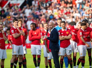 Ten Hag Bukan Lagi Newbie di Inggris, MU Ditantang Jegal City