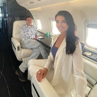 Kehidupan Farah Quinn sebelumnya sendiri memang sudah cukup mewah. Kini ia tampak sering bepergian menggunakan jet pribadi. Foto: Instagram/@farahquinnofficial