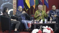 Pemateri yang dihadirkan di antaranya, Prof. Dr. Alexander Gonzaler Flor (University of the Philippines). Dr. Djuara P. Lubis (IPB University), dan Dr. Hartanto (UPNVJ). 
