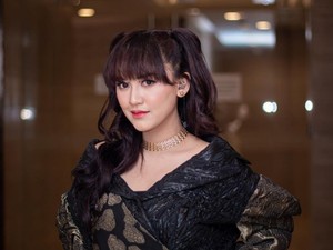 Sosok Happy Asmara, Ditinggal Nikah Denny Caknan Usai Lama Bersama