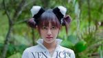 8 Gaya Happy Asmara dengan Model Poni Berbeda