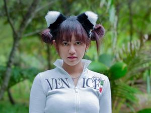 Lirik Lagu Ora Iso Happy Asmara feat Delva dan Terjemahannya