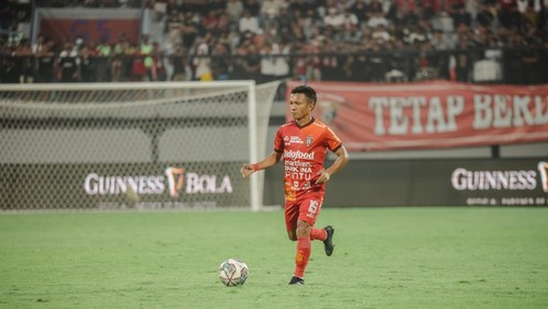 Pemain sayap kanan Bali United, Hendra Adi Bayauw.
