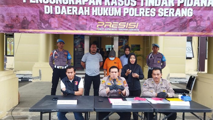 Kapolres Serang AKBP Yudha Satria saat rilis kasus dugaan TPPO di Mapolres Serang