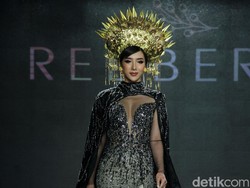 10 Gaya Ratu hingga Finalis Kontes Kecantikan Pakai Kebaya Pengantin Modern