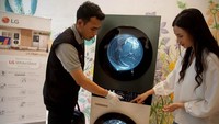 Layanan spesial ini dikembangkan untuk mengimbangi dan menjaga kepercayaan pengguna seri LG Objet yang menjadi jajaran produk premium terbaru LG di tahun ini. Koleksi LG Objet sendiri tersebar mulai dari kulkas LG InstaView, LG Wash Tower sebagai mesin cuci dan mesin pengering pakaian yang dibuat menyatu bertumpuk, pemurni udara (air purifier) LG AeroTower yang performa tingginya dalam pembersihan udara terbungkus dalam desainnya yang artistic dan TV 4K OLED Pose. 