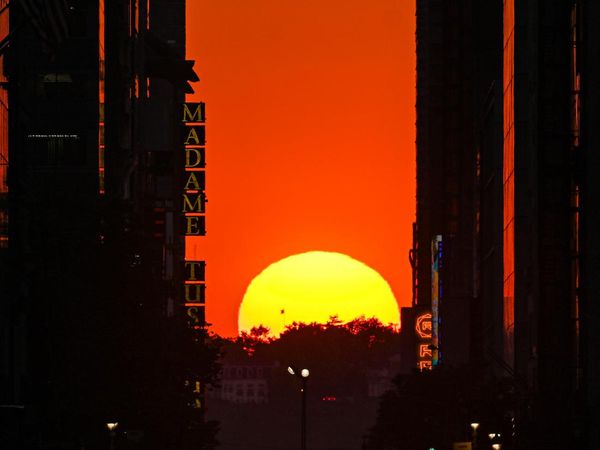 Ini Alasan Langit Berwarna Merah Saat Senja