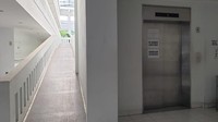 Rusun tersebut juga dirancang khusus untuk Lansia dengan menggunakan desain ramah difabilitas yang dilengkapi dengan ramp dan lift untuk kursi roda, hand rail di sepanjang koridor. Selain itu, di setiap lantai juga disediakan ruang interaksi sosial yang dilengkapi kursi untuk bersantai serta ruang terbuka berupa taman dan ruang ibadah di lansekap bangunan.