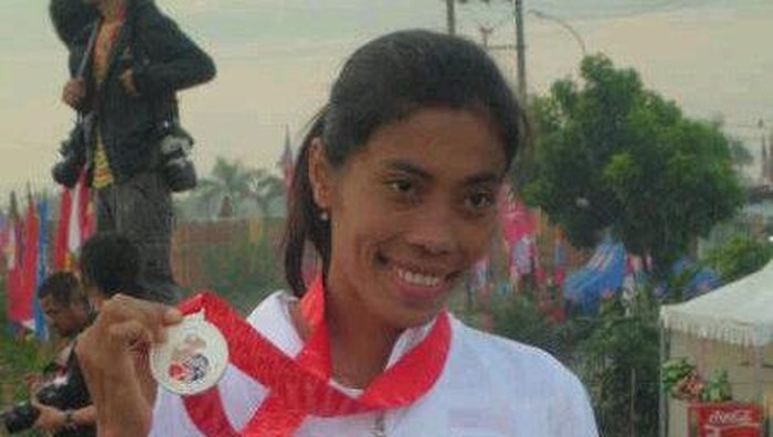 Musafidah, Atlet SEA Games 2011 yang menyumbangkan perak kini masih menanti janji menjadi guru PNS.