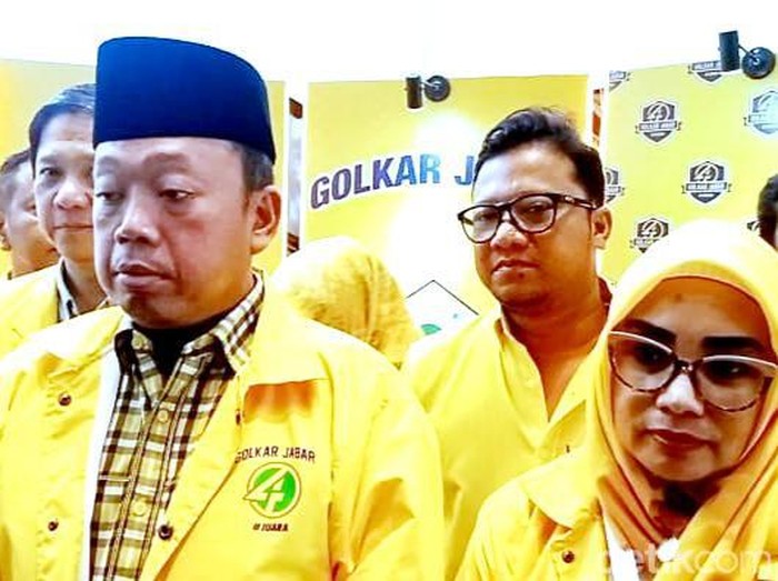Nusron Wahid saat diwawancara usai Bimtek di Karawang