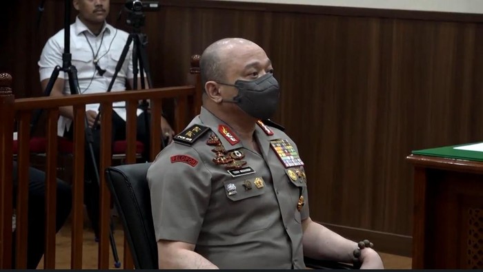 Penampakan Irjen Teddy Minahasa Berseragam Lengkap Jalani Sidang Etik (Rumondang/detikcom)