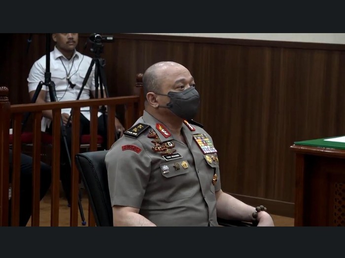Penampakan Irjen Teddy Minahasa Berseragam Lengkap Jalani Sidang Etik (Rumondang/detikcom)
