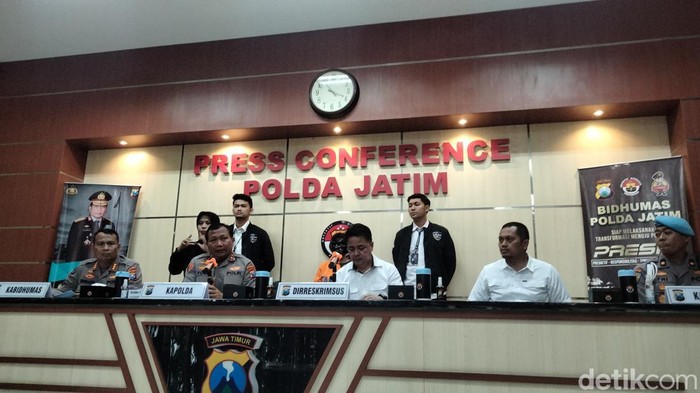 Penipuan trading Jatim