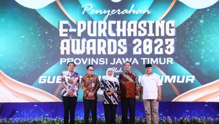 Penyerahan e-Purchasing Award
