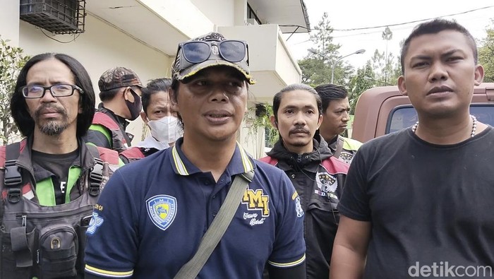 PN Bandung digruduk puluhan ojol yang mengawal kasus pengeroyokan di kawasan Hegarmanah, Kota Bandung awal Maret silam.