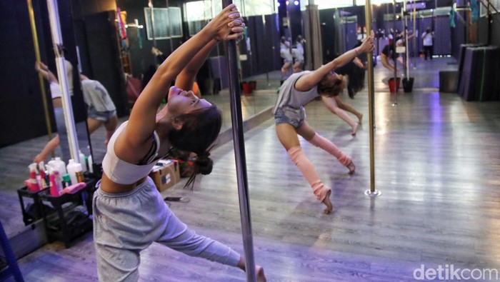 Pole Dance Pole Dance