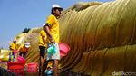 Harum Patung Buddha Tidur Bermandi Kembang Jelang Waisak di Mojokerto