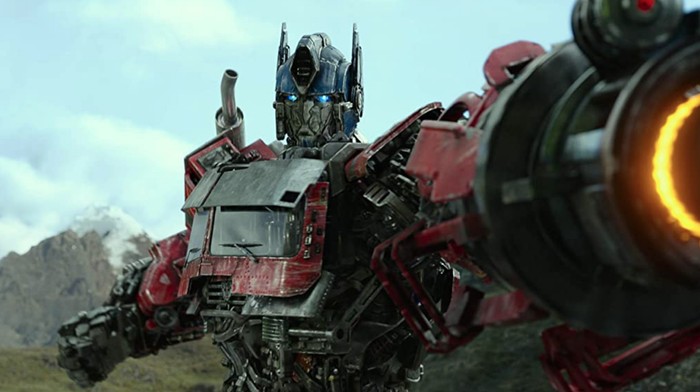 Cuplikan adegan di Transformers: Rise of the Beast (2023).