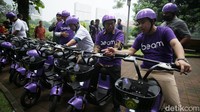 Universitas Indonesia (UI) bersama PT Beam Mobility Indonesia meresmikan penggunaan sepeda listrik Beam Rover di area UI Kampus Depok. Upaya ini merupakan wujud komitmen UI untuk menciptakan lingkungan belajar yang inovatif, berkelanjutan, dan sejalan dengan perkembangan teknologi. 
