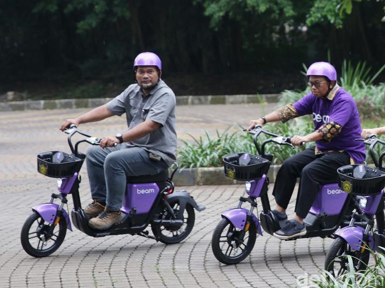 Universitas Indonesia Resmikan Sepeda Listrik Ramah Lingkungan