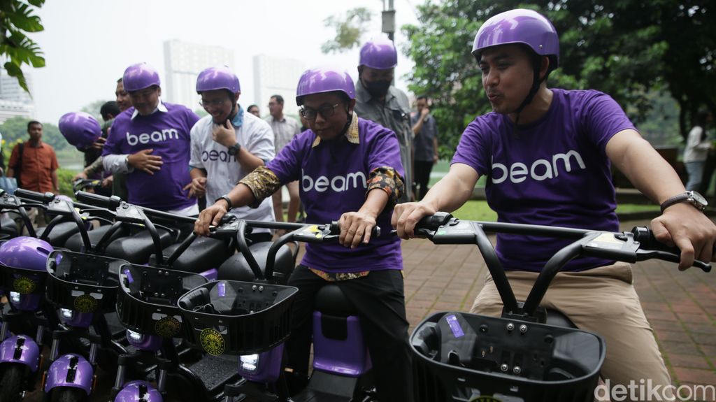 Universitas Indonesia Resmikan Sepeda Listrik Ramah Lingkungan