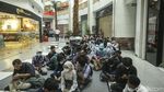 Wow, Antrean Bursa Kerja di Mall Sampai Mengular Panjang