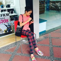 Duta vokalis Sheila On 7 diketahui memiliki seorang putri bernama Aishameglio, hasil dari pernikahannya dengan Adelia Lontoh. Jarang tersorot kamera, sang putri kini sudah tumbuh semakin dewasa. Foto: Instagram/@shadjo04