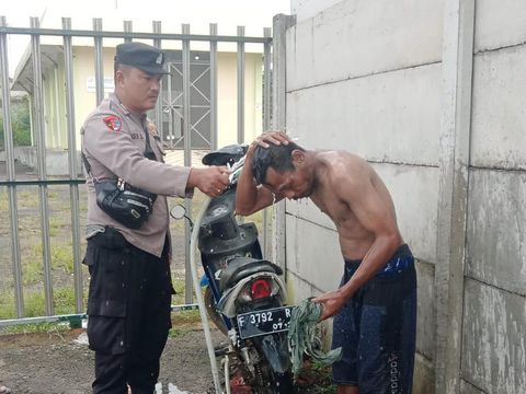 Bripka Asep Sunarya kena prank ODGJ di Bogor