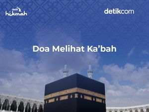 Doa Melihat Kabah di Masjidil Haram