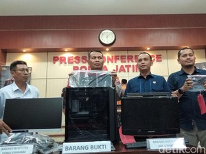 Ada Bos Judi Kamboja di Balik Peretasan Website Pemprov Jatim dan ITS