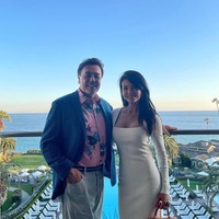 Ini salah satu potret mesra Farah Quinn bersama sang suami yang namanya masih disembunyikan. Raut bahagia pun terpancar di wajah Farah Quinn. Foto: Instagram @farahquinnofficial