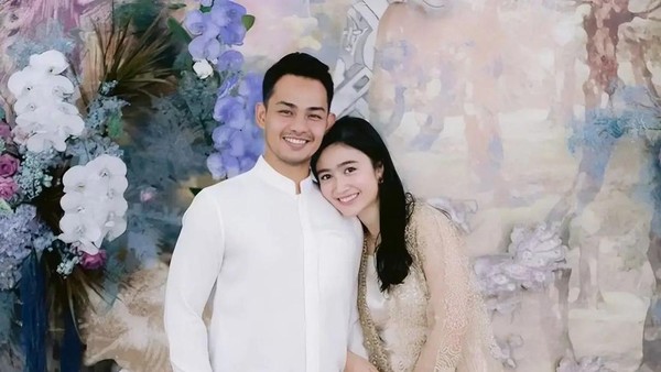 7 Foto Mesra Febby Rastanty & Pacar yang Ternyata Seorang Polisi, Curi Atensi