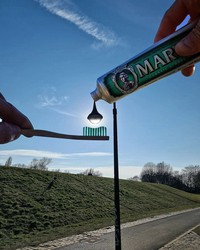 Foto editan Hugo Suissas