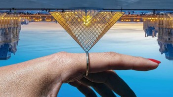 Cincin berlian dari Louvre. Foto: Hugo Suissas