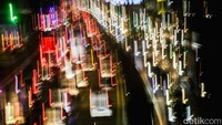 Jasa Marga memprediksi volume kendaraan mengalami peningkatan selama long weekend Hari Lahir Pancasila dan Hari Raya Waisak 2023. Diprediksi hampir sejuta kendaraan ke luar Jabodetabek via ruas jalan tol.
