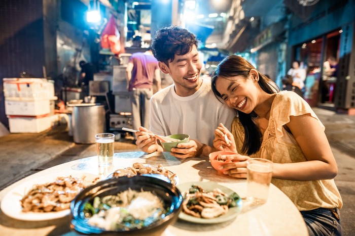 Kencan makan bareng pacar