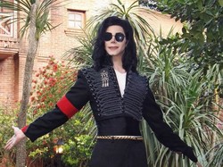 8 Foto Pria Kembaran Michael Jackson, Rela Oplas Hingga Rp 590 Juta