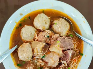 Viral Jangan Minum Es Teh usai Makan Bakso, Dokter Gizi Beberkan Faktanya